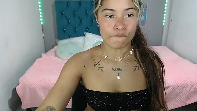 Snapshot of mia_sexgirl chatting on 3, 6, 2026 mia sexgirl online show from 3, 6, 2026