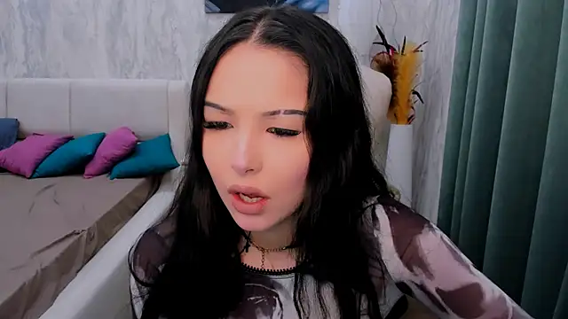 ElizabethParkk online show from 13, 10, 2025