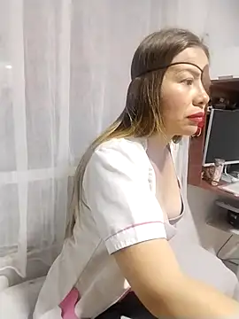 LaraCaliente online show from 31, 10, 2025