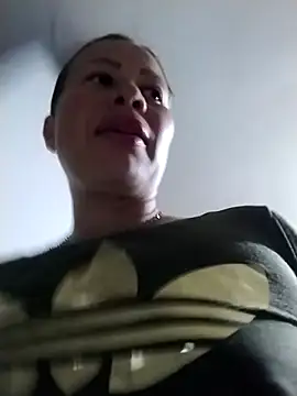 LaraCaliente online show from 11, 1, 2026