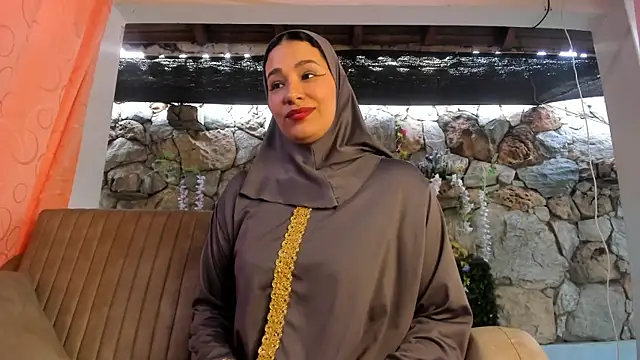 ShanaJamil online show from 10, 7, 2026