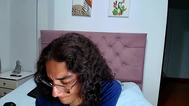 EthanBlackwoodd online show from 6, 5, 2026