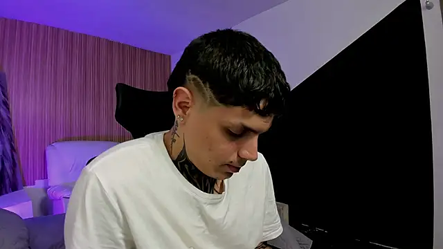 Declan-Fox online show from 25, 9, 2025