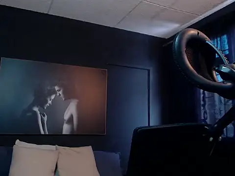 Snapshot of RichardMilleer chatting on 20, 11, 2025 RichardMilleer online show from 20, 11, 2025