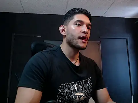 Snapshot of RichardMilleer chatting on 27, 11, 2025 RichardMilleer online show from 27, 11, 2025