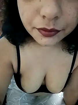 Snapshot of Deliciouskimi chatting on 5, 3, 2026 Deliciouskimi online show from 5, 3, 2026