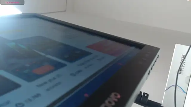 MayaScott11 online show from 24, 11, 2025