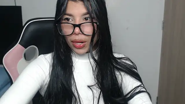 MayaScott11 online show from 22, 4, 2026