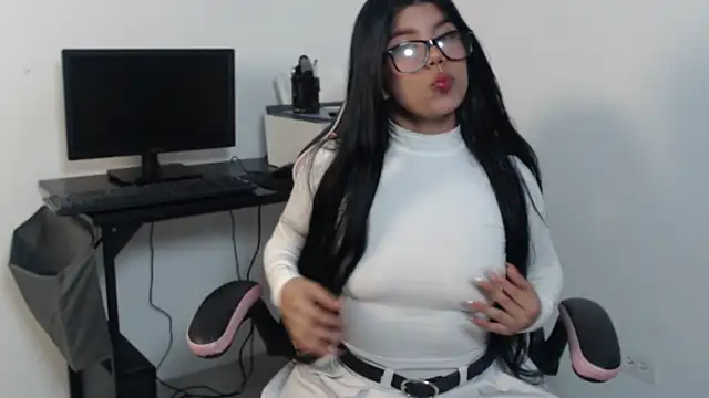 MayaScott11 online show from 27, 4, 2026