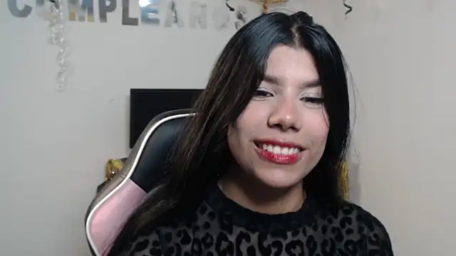 Snapshot of MayaScott11 chatting on 28, 4, 2026 MayaScott11 online show from 28, 4, 2026