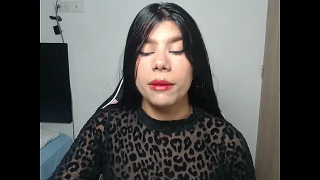 Snapshot of MayaScott11 chatting on 24, 5, 2026 MayaScott11 online show from 24, 5, 2026