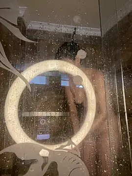 Isabella Montoya online show from 6, 10, 2025