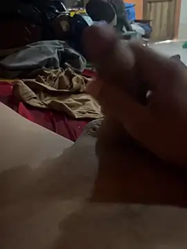 calienteD4vid2005 online show from 15, 3, 2026