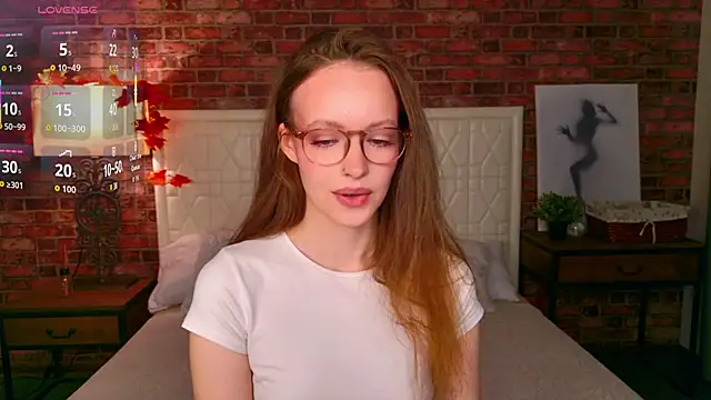 Snapshot of SallyPinkman chatting on 4, 11, 2025 SallyPinkman online show from 4, 11, 2025