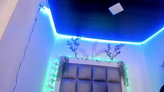 abbiecollins js online show from 13, 6, 2026