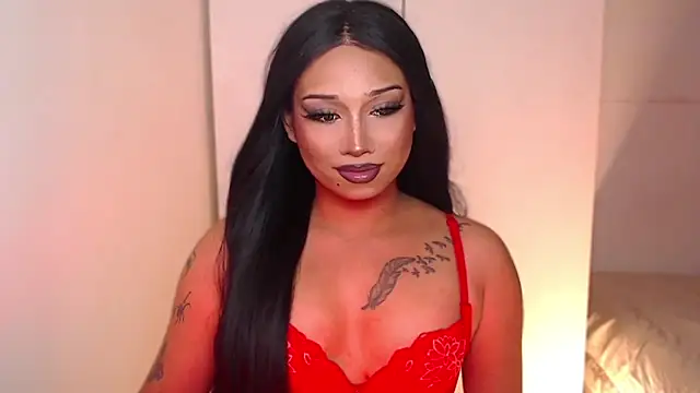 WomanOfYourDreams online show from 17, 9, 2025