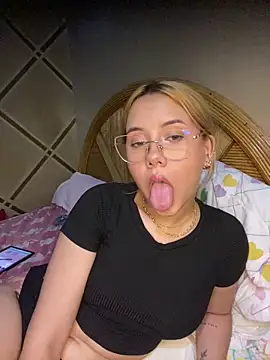 coupleyys online show from 22, 5, 2026