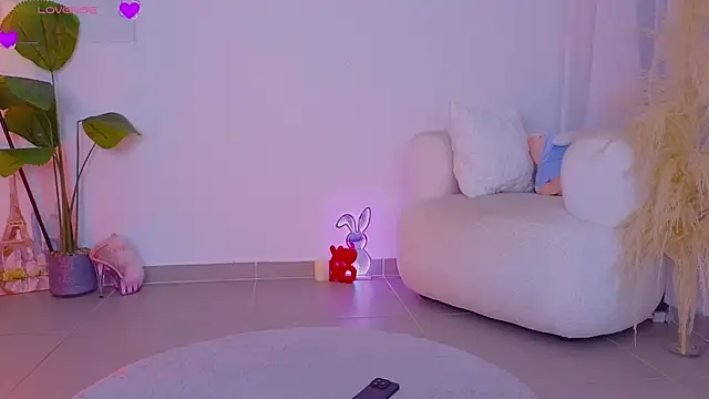 violetssweet online show from 3, 10, 2025