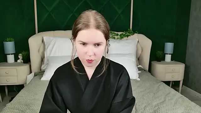 Alida Brice online show from 4, 12, 2025