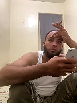 LeoPR00 online show from 18, 9, 2025