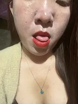 Luna-ass online show from 8, 3, 2026