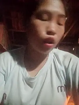 Luyen004 online show from 4, 10, 2025