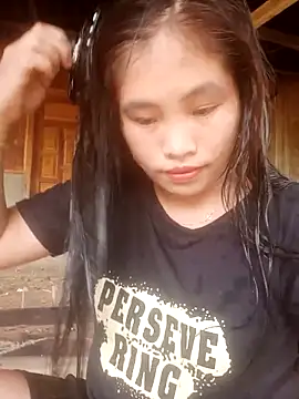 Luyen004 online show from 6, 10, 2025