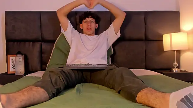 Snapshot of Aaron_Spencer13 chatting on 16, 9, 2025 Aaron Spencer13 online show from 16, 9, 2025