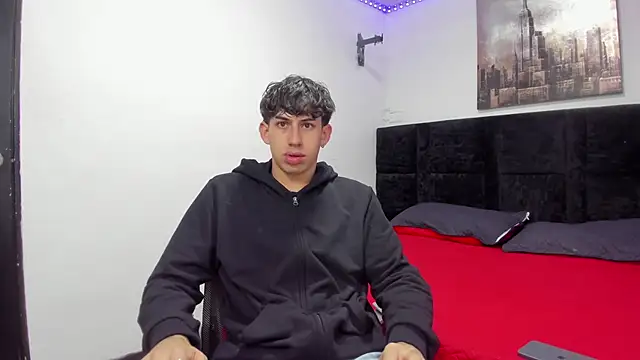 Snapshot of Aaron_Spencer13 chatting on 20, 9, 2025 Aaron Spencer13 online show from 20, 9, 2025