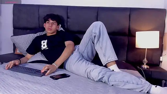 Snapshot of Aaron_Spencer13 chatting on 23, 9, 2025 Aaron Spencer13 online show from 23, 9, 2025