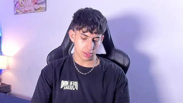 Snapshot of Aaron_Spencer13 chatting on 20, 10, 2025 Aaron Spencer13 online show from 20, 10, 2025