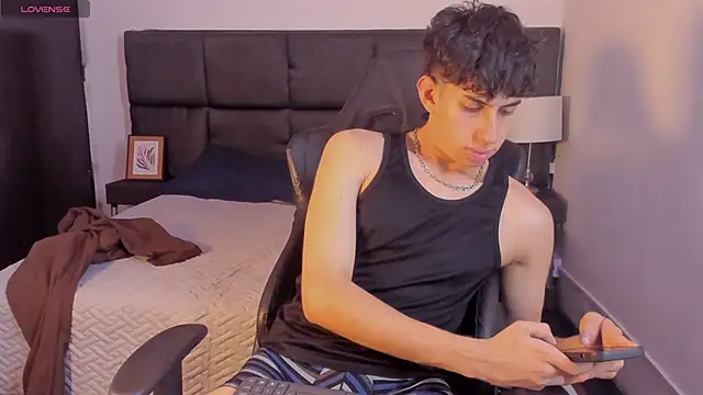 Snapshot of Aaron_Spencer13 chatting on 23, 10, 2025 Aaron Spencer13 online show from 23, 10, 2025