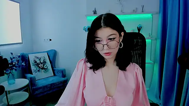 MeLLSawertyq online show from 27, 9, 2025