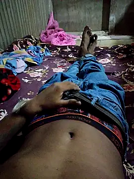 Snapshot of MadForU chatting on 15, 9, 2025 MadForU online show from 15, 9, 2025