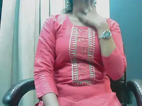 short girl  online show from 10, 10, 2025