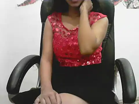 short girl  online show from 8, 6, 2026