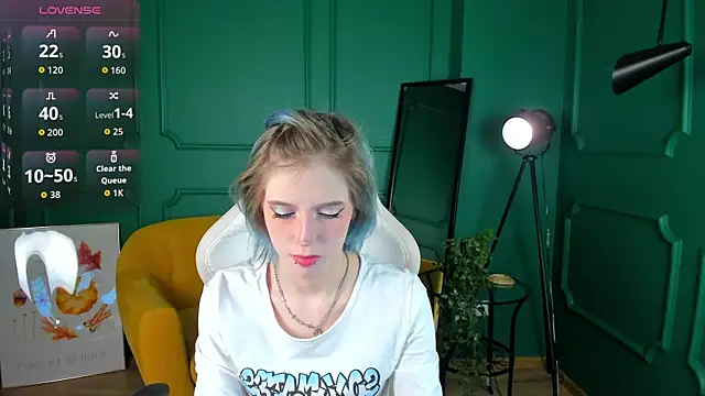 MorgyAsuna  online show from 15, 10, 2025