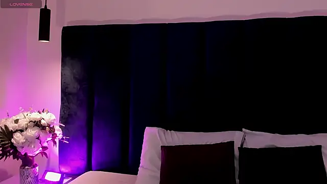 LiilyAdams online show from 16, 2, 2026