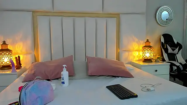 LaylaaDoll online show from 22, 4, 2026