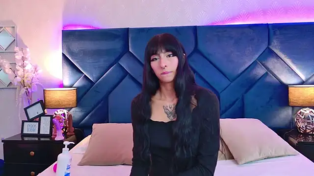 LaylaaDoll online show from 27, 4, 2026