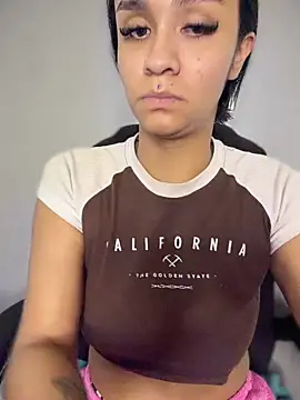 Isabella-Teen online show from 12, 4, 2026