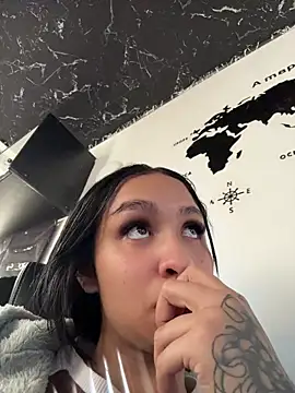 Isabella-Teen online show from 21, 4, 2026