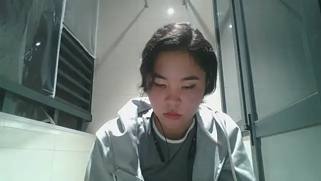 JennyCarpenter online show from 30, 10, 2025