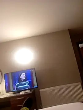 Snapshot of Mags1061 chatting on 19, 9, 2025 Mags1061 online show from 19, 9, 2025