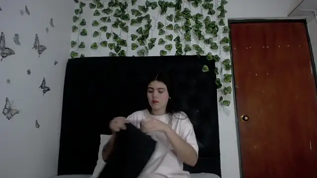 isabel 09 online show from 6, 4, 2026