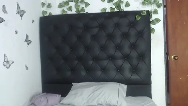 isabel 09 online show from 25, 4, 2026