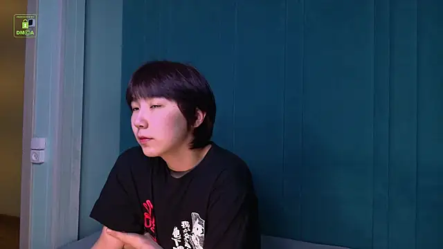 HeejinWang online show from 22, 4, 2026