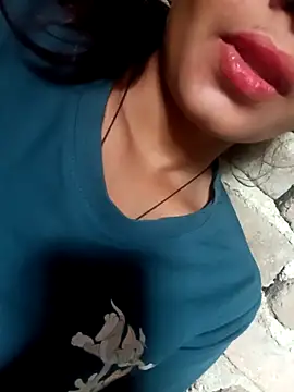 Aaisha-16 online show from 12, 4, 2026