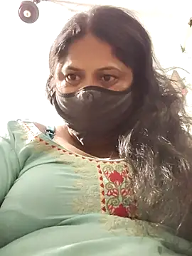 Snapshot of Mmm143 chatting on 22, 9, 2025 Mmm143 online show from 22, 9, 2025