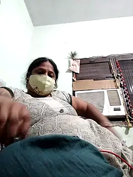 Snapshot of Mmm143 chatting on 2, 11, 2025 Mmm143 online show from 2, 11, 2025